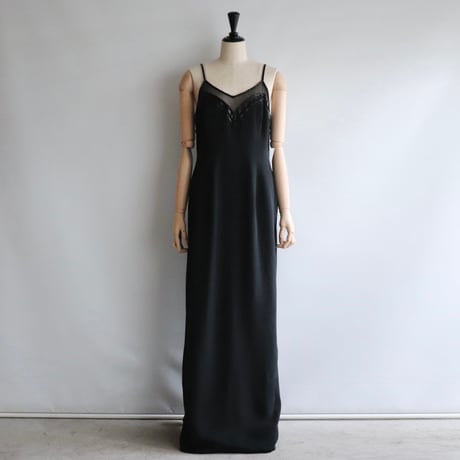 【RENTAL】Beads embroidery black dress