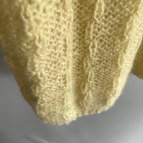 Yellow puff sleeve knit