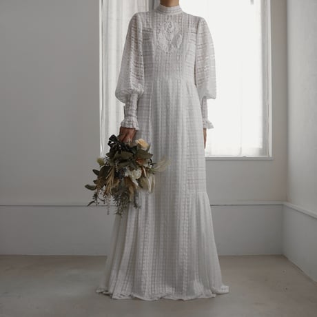 【RENTAL】Full lace high neck dress