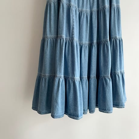 Voluminous denim tiered skirt