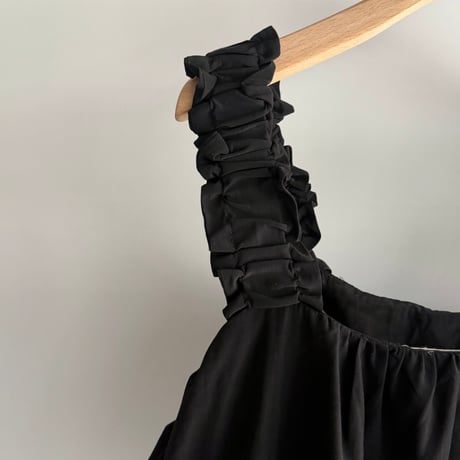 Fluffy gathered bustier
