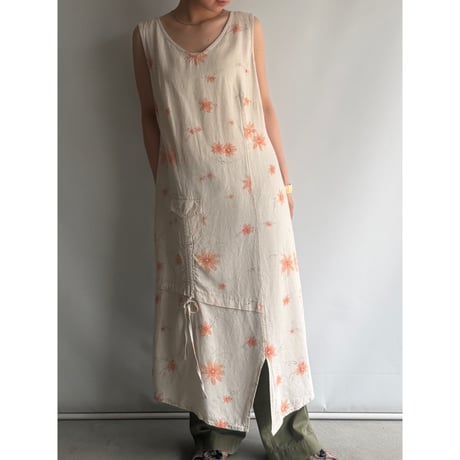Orange flower sleeveless dress