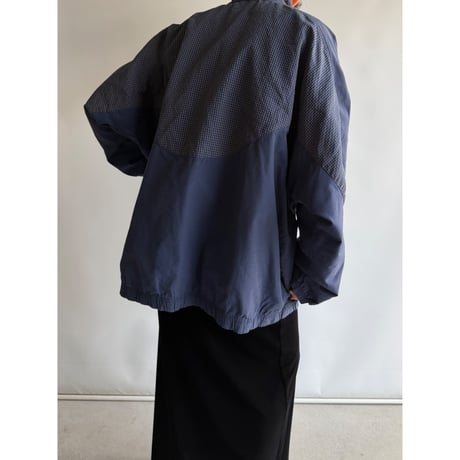 Navy check outer