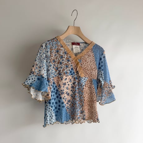 Blue flower tops