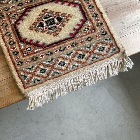 Vintage mood mini rug (beige)