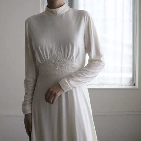 【RENTAL】Long train high neck dress