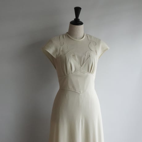 【RENTAL】Front see-through dress