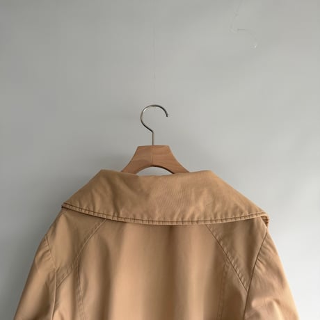 Beige design outer