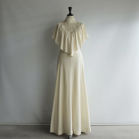 【RENTAL】High neck gathered dress