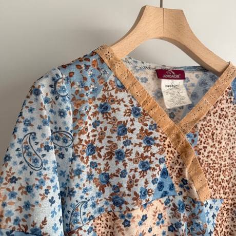 Blue flower tops
