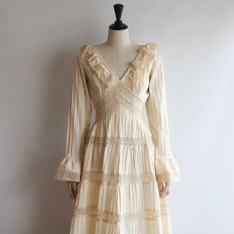 【RENTAL】Ivory cotton lace dress