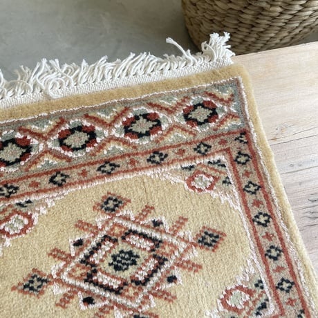 Vintage mood mini rug (beige)