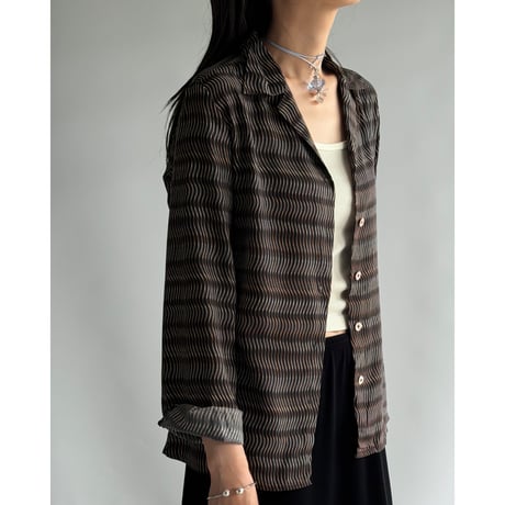 Wave pattern shirt