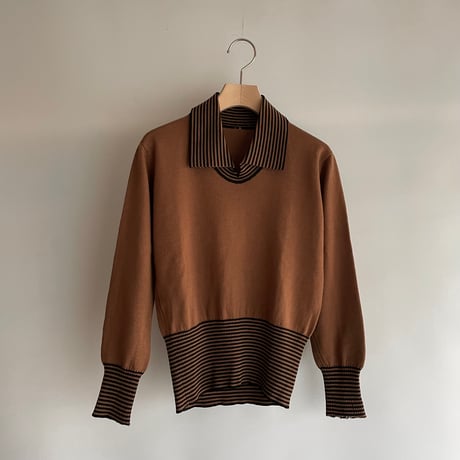 Rib border brown knit