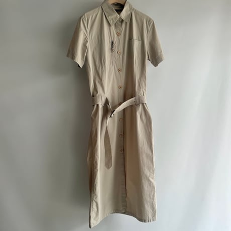 Shirt dress with belt