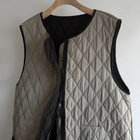 Reversible quilted vest
