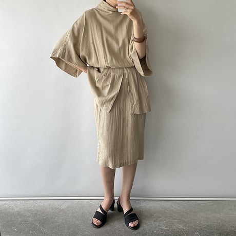 Deformation linen one-piece