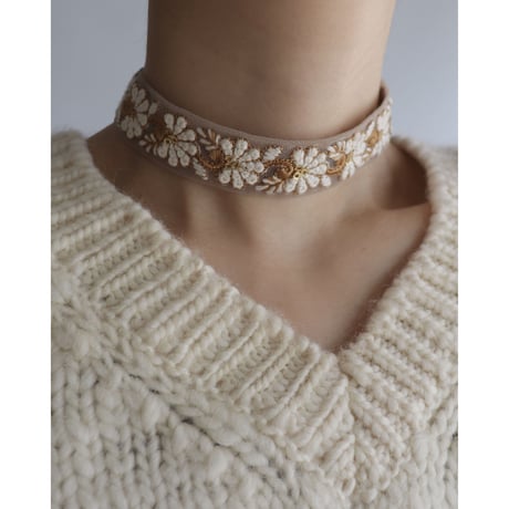 Embroidery braid choker