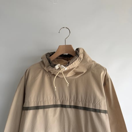 Khaki pullover