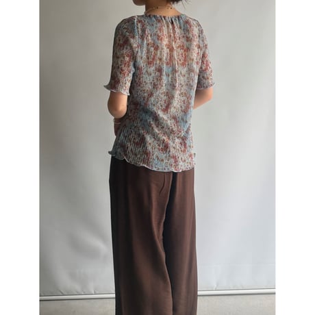 Small flower pattern sheer pleated tops