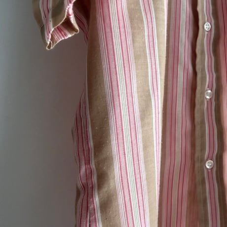 70s pinkstripe shirt