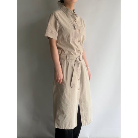 Shirt dress with belt