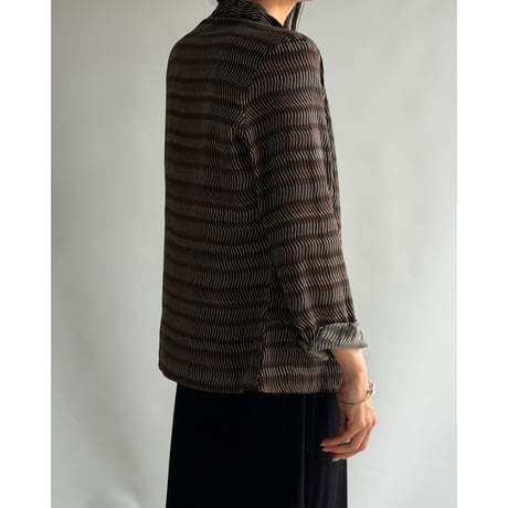 Wave pattern shirt