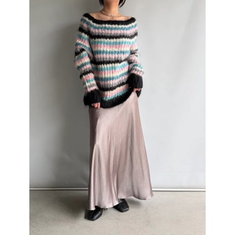 Multi-border off-shoulder knit