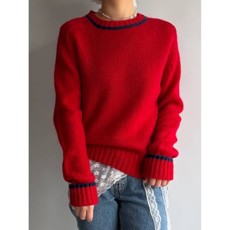 Red knit with lines