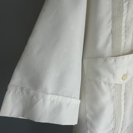 Design short-sleeved shirt