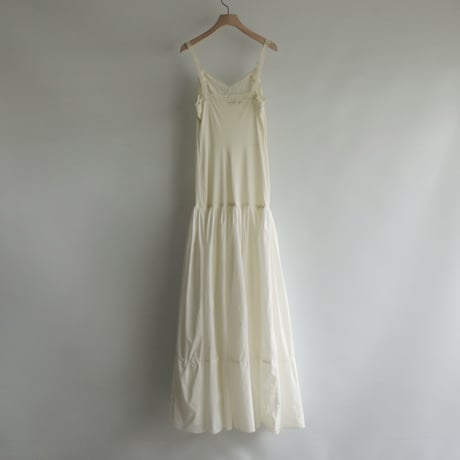 【RENTAL】Gathered lingerie dress