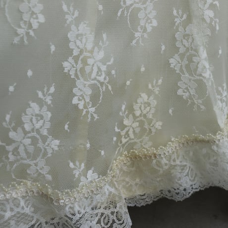 【RENTAL】Lace V-neck dress