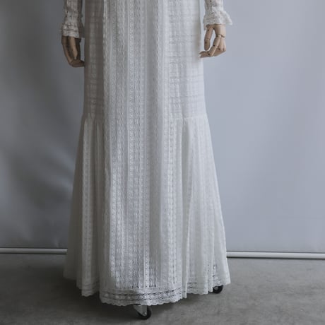 【RENTAL】Full lace high neck dress