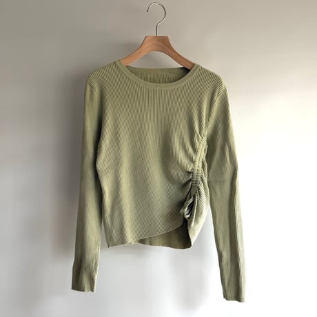 Gathered ribbon rib knit