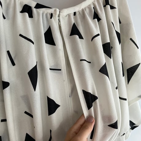 80's triangle dress