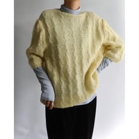 Yellow puff sleeve knit