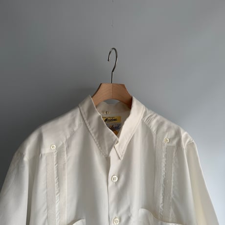 Design short-sleeved shirt