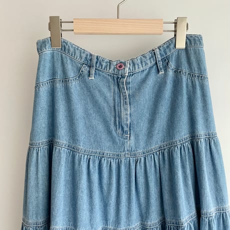 Voluminous denim tiered skirt