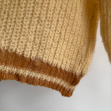Butter yellow V-neck knit