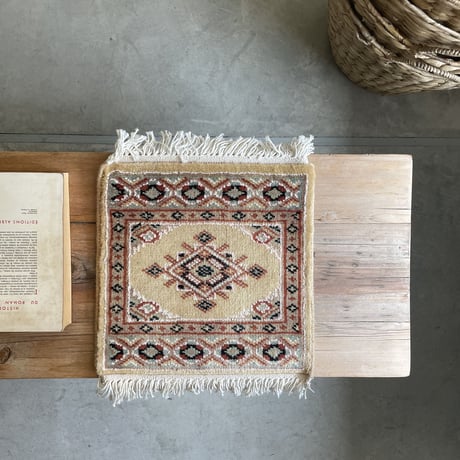 Vintage mood mini rug (beige)