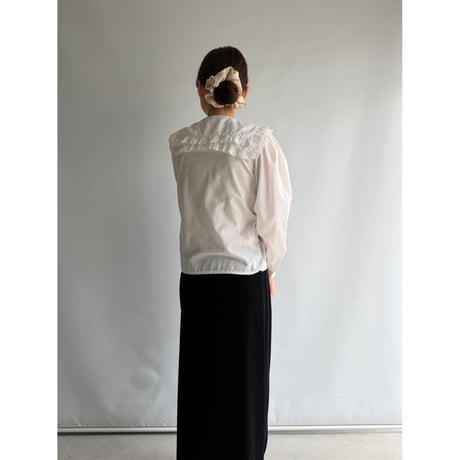 Big collar blouse