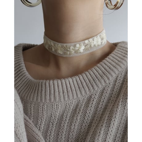Embroidery braid choker