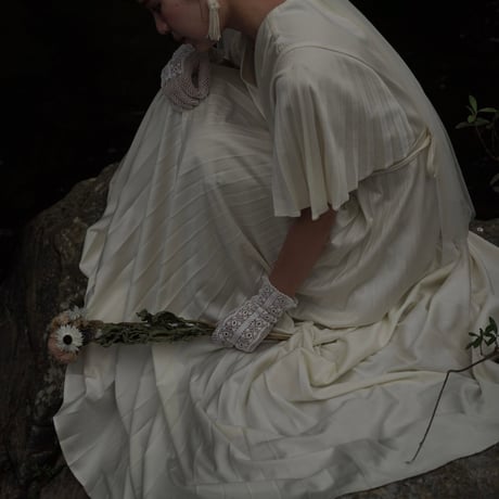 【RENTAL】Pleated dress
