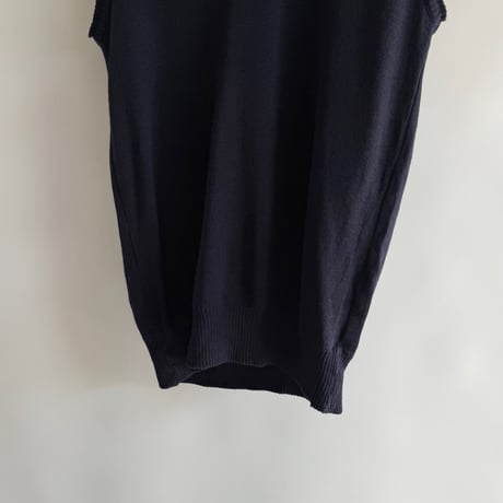 Kitsune embroidery knitted vest