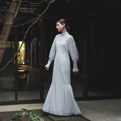 【RENTAL】Full lace high neck dress