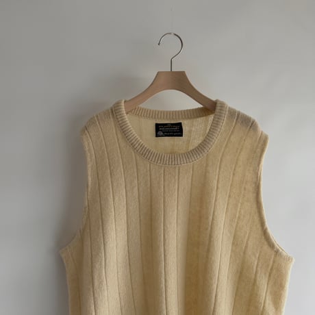 Ivory ribbed vest