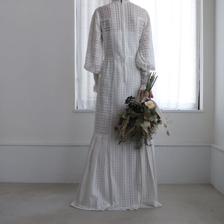 【RENTAL】Full lace high neck dress