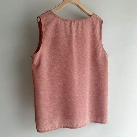 Pink sleeveless tops