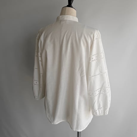 Flower lace stand collar blouse
