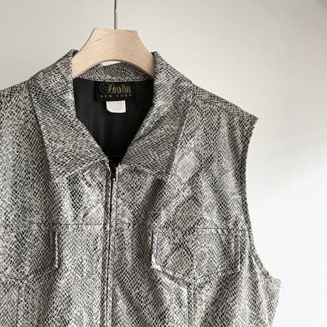 Python vest